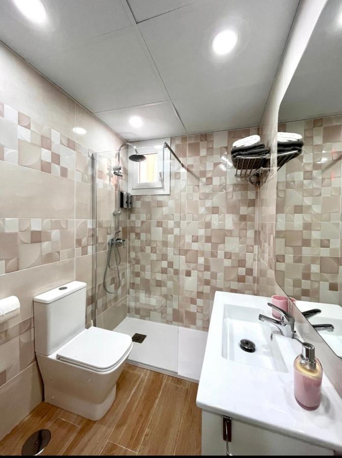 Maximilian Dreams Apartment มาดริด ภายนอก รูปภาพ